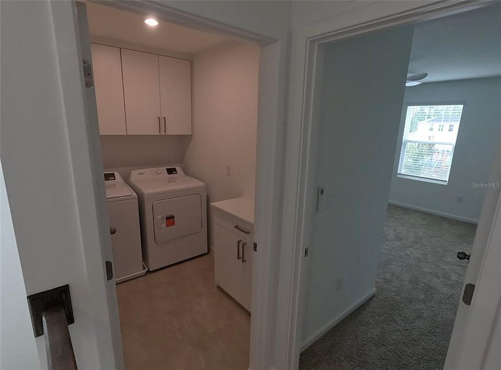 В аренду: $3,600 (5 спален, 3 ванн, 2582 Квадратных фут)