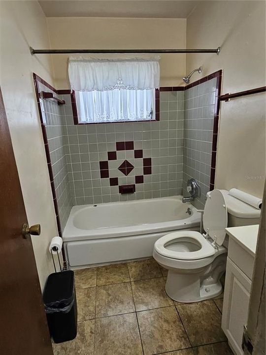 En Venta: $290,000 (3 camas, 1 baños, 948 Pies cuadrados)