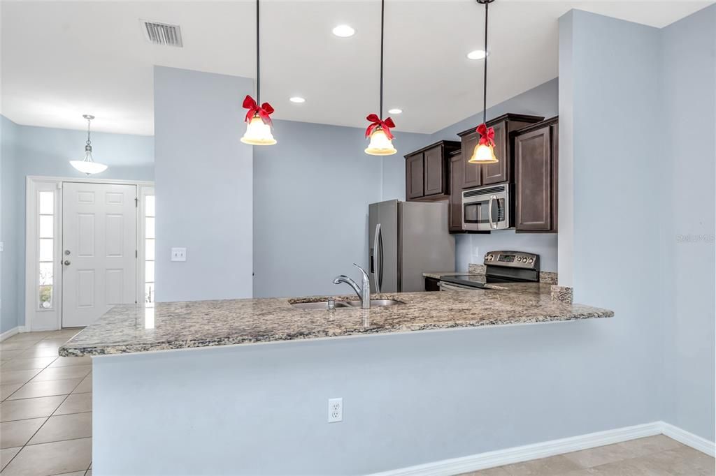 For Sale: $294,900 (3 beds, 2 baths, 1550 Square Feet)
