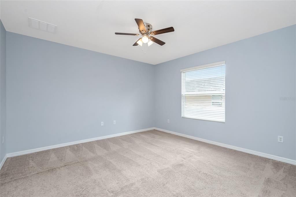 For Sale: $294,900 (3 beds, 2 baths, 1550 Square Feet)