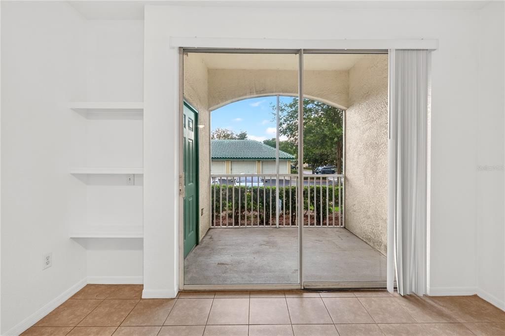 En Venta: $187,500 (2 camas, 2 baños, 1048 Pies cuadrados)