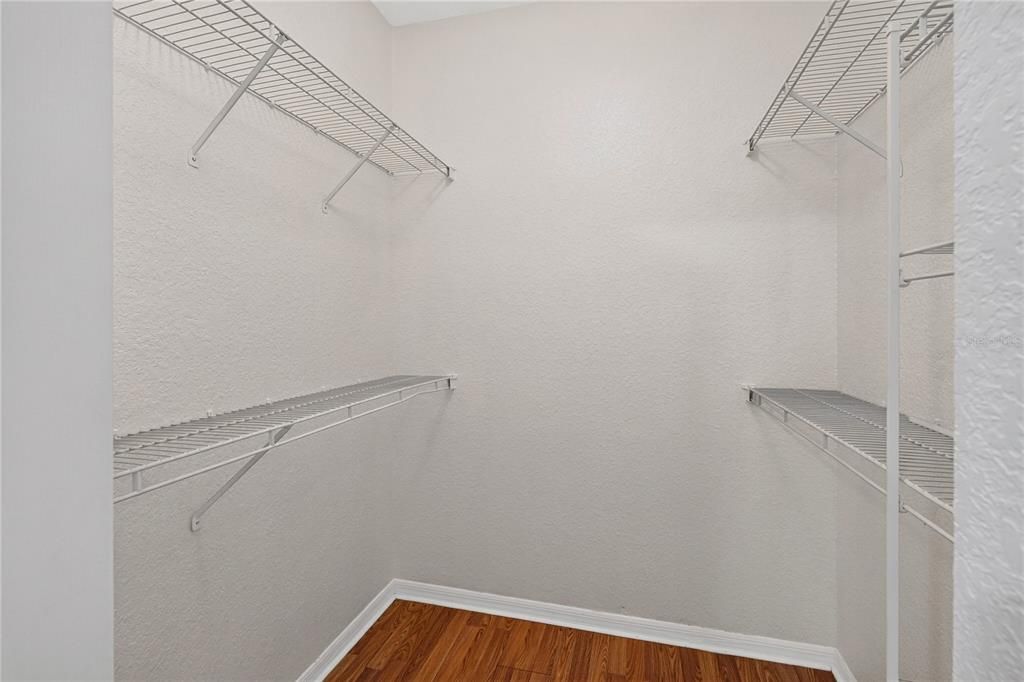 En Venta: $187,500 (2 camas, 2 baños, 1048 Pies cuadrados)