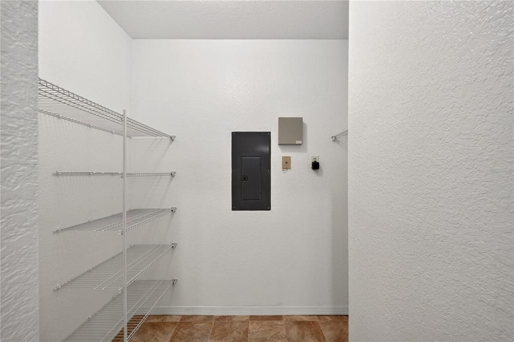 En Venta: $187,500 (2 camas, 2 baños, 1048 Pies cuadrados)