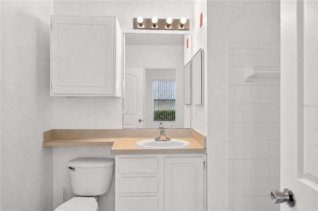En Venta: $187,500 (2 camas, 2 baños, 1048 Pies cuadrados)