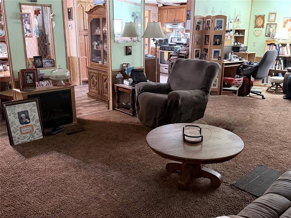 En Venta: $124,900 (3 camas, 2 baños, 1404 Pies cuadrados)