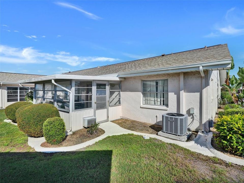 For Sale: $265,000 (2 beds, 2 baths, 1516 Square Feet)