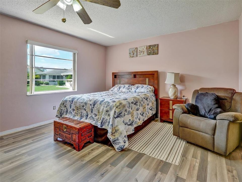 For Sale: $265,000 (2 beds, 2 baths, 1516 Square Feet)