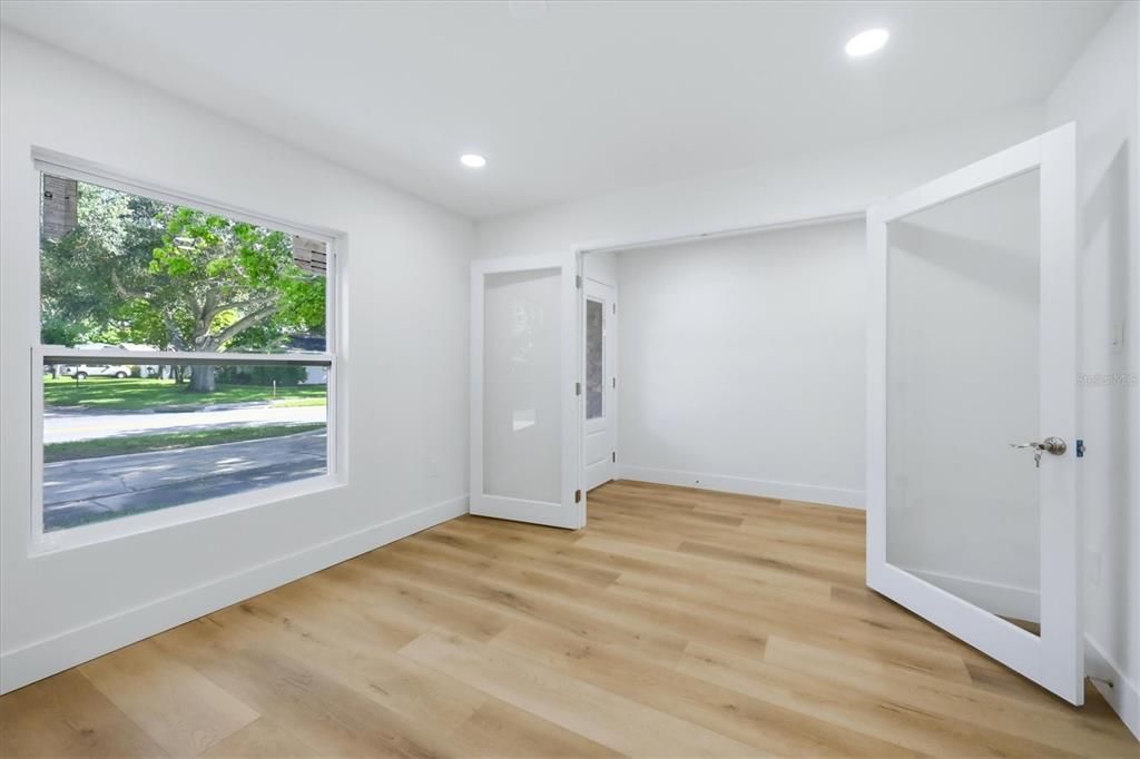 En Venta: $515,000 (4 camas, 2 baños, 2020 Pies cuadrados)