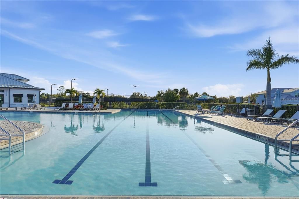 En Venta: $274,500 (2 camas, 2 baños, 1438 Pies cuadrados)