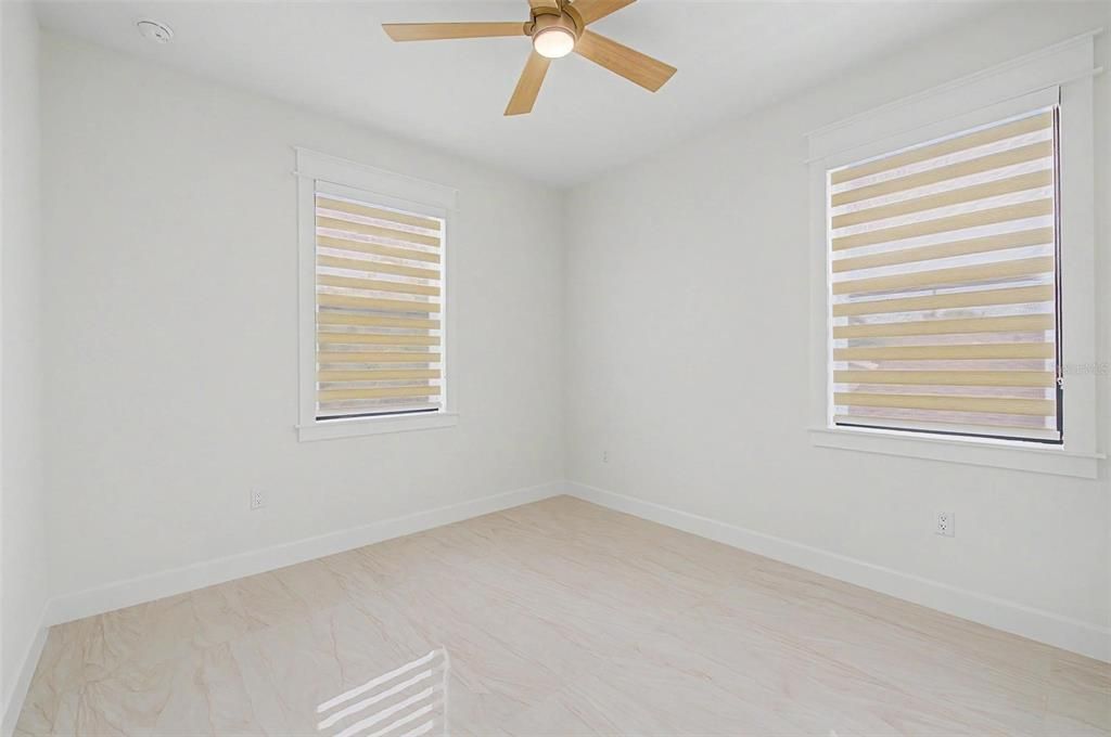 For Sale: $1,249,000 (5 beds, 4 baths, 2905 Square Feet)