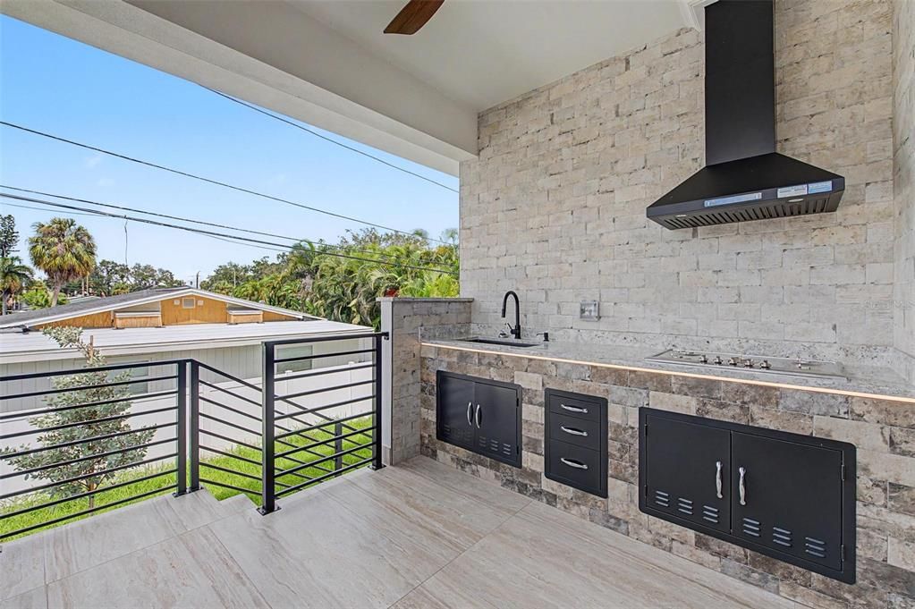 For Sale: $1,249,000 (5 beds, 4 baths, 2905 Square Feet)