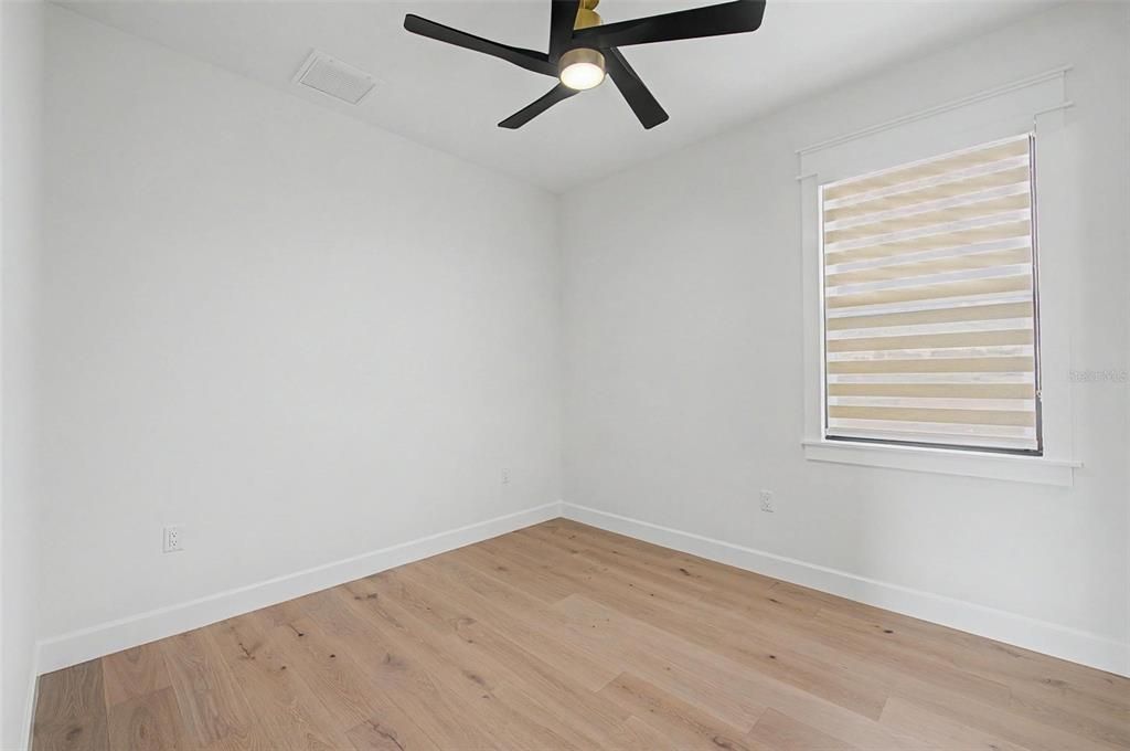 For Sale: $1,249,000 (5 beds, 4 baths, 2905 Square Feet)