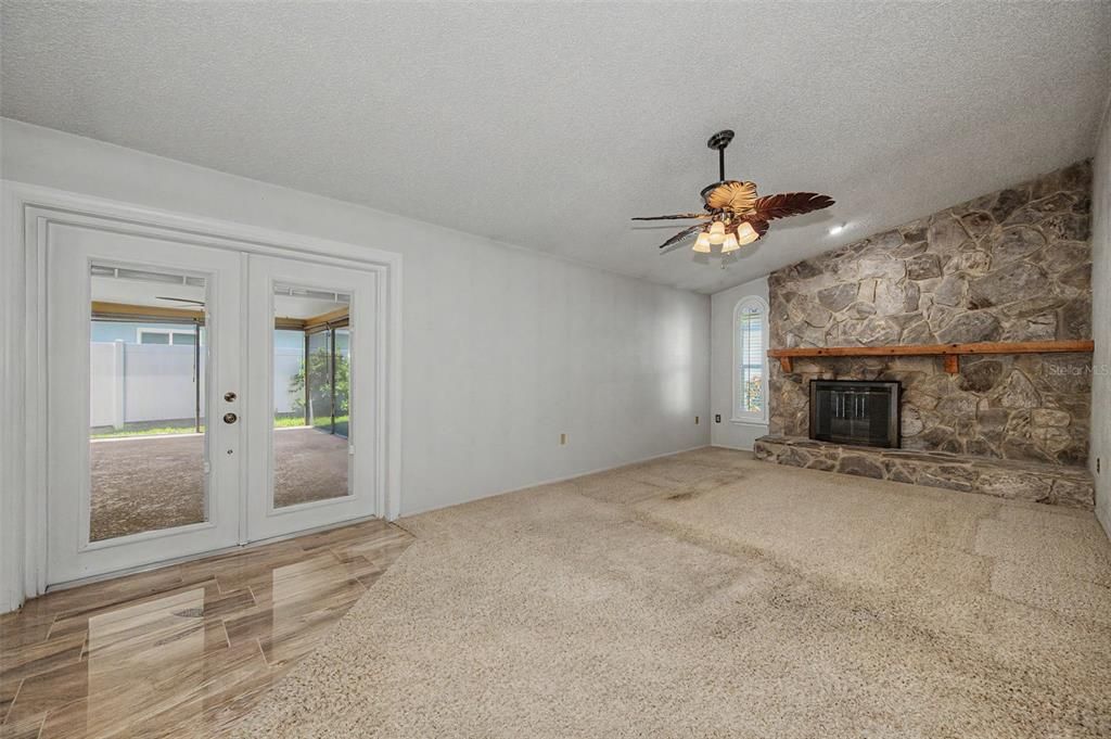 For Sale: $474,900 (3 beds, 2 baths, 1768 Square Feet)