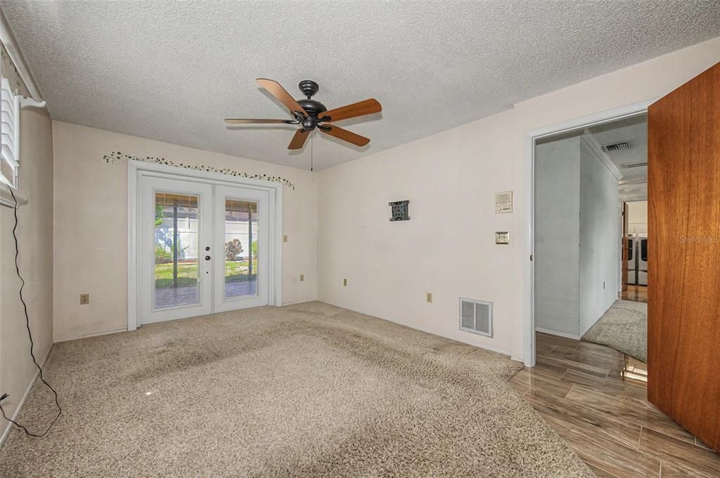 For Sale: $474,900 (3 beds, 2 baths, 1768 Square Feet)