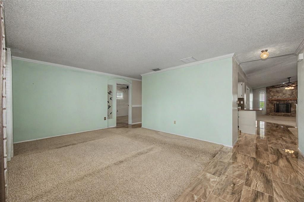 For Sale: $474,900 (3 beds, 2 baths, 1768 Square Feet)