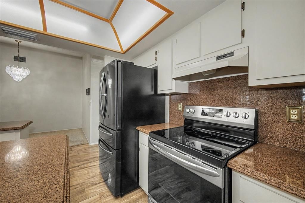 For Sale: $474,900 (3 beds, 2 baths, 1768 Square Feet)