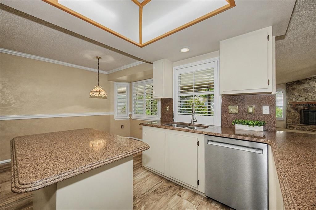 For Sale: $474,900 (3 beds, 2 baths, 1768 Square Feet)