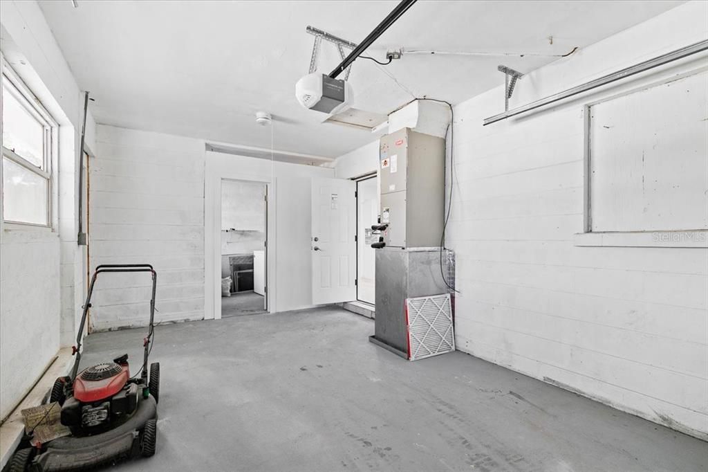 For Sale: $475,000 (3 beds, 3 baths, 1742 Square Feet)