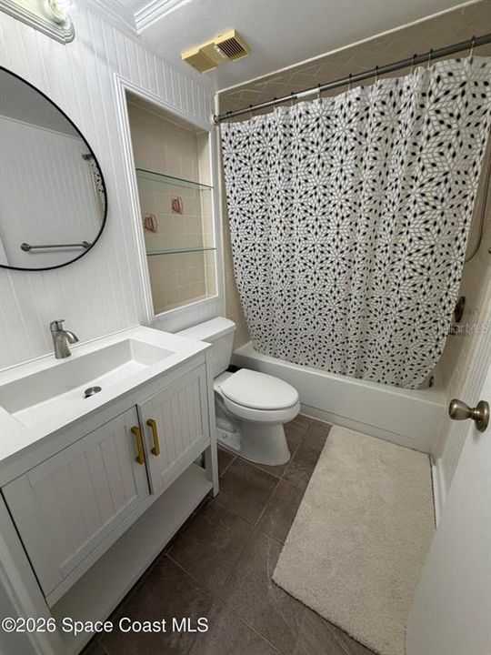 For Rent: $2,200 (2 beds, 2 baths, 1064 Square Feet)