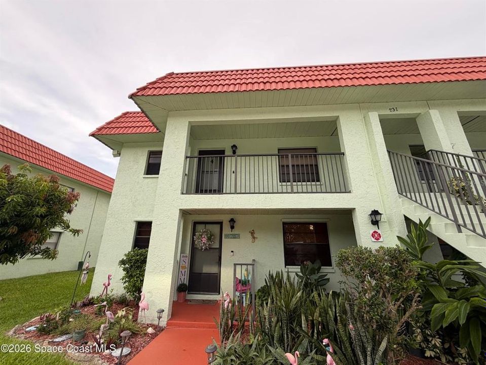 For Rent: $2,200 (2 beds, 2 baths, 1064 Square Feet)