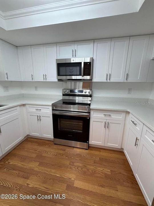 For Rent: $2,200 (2 beds, 2 baths, 1064 Square Feet)
