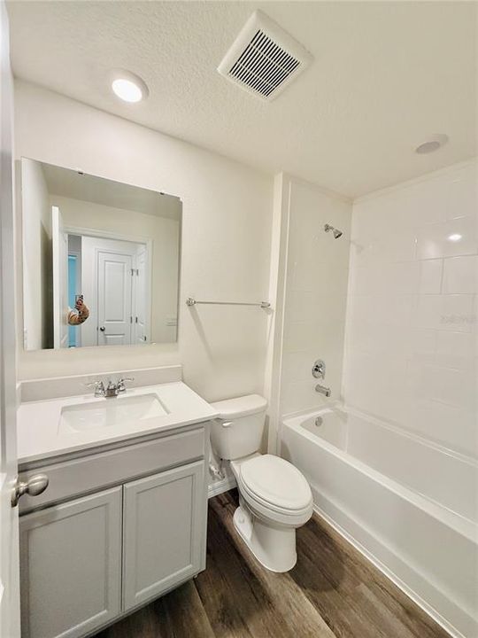 В аренду: $2,450 (3 спален, 2 ванн, 1567 Квадратных фут)