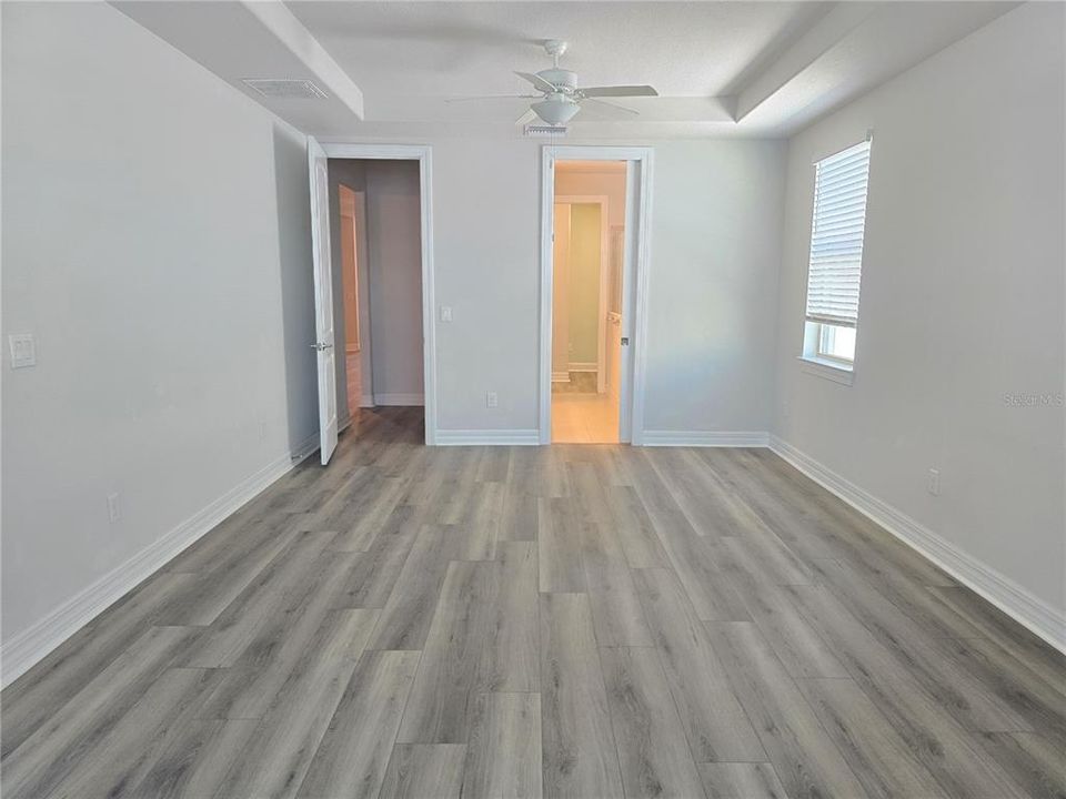 For Rent: $2,800 (4 beds, 3 baths, 2707 Square Feet)
