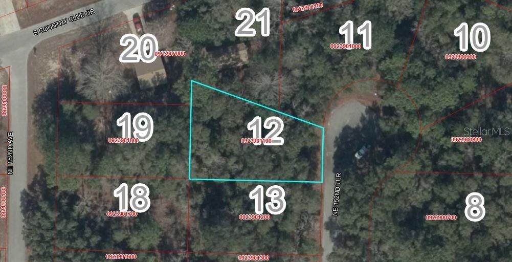 На продажу: $18,000 (0.24 acres)
