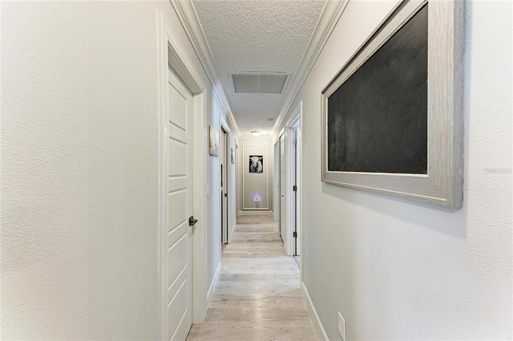 На продажу: $430,000 (4 спален, 2 ванн, 1692 Квадратных фут)
