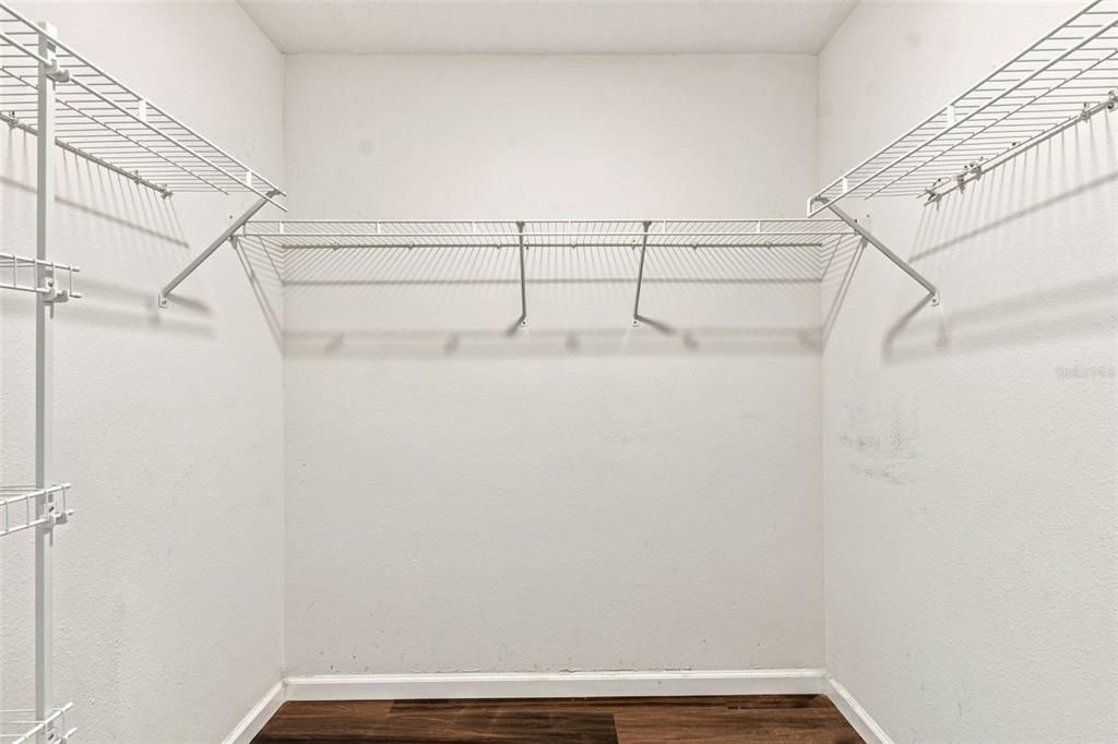 En Venta: $439,900 (4 camas, 3 baños, 3038 Pies cuadrados)