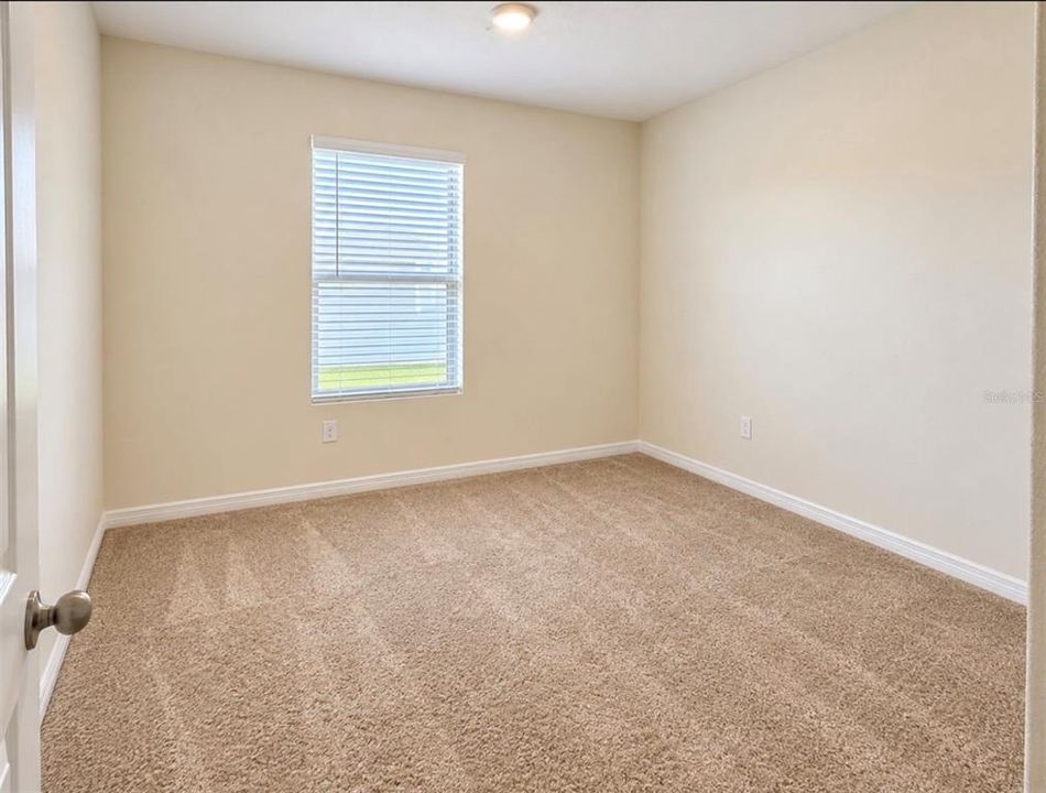 En Venta: $338,000 (4 camas, 2 baños, 2004 Pies cuadrados)