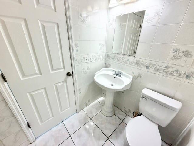 В аренду: $2,530 (3 спален, 2 ванн, 1728 Квадратных фут)