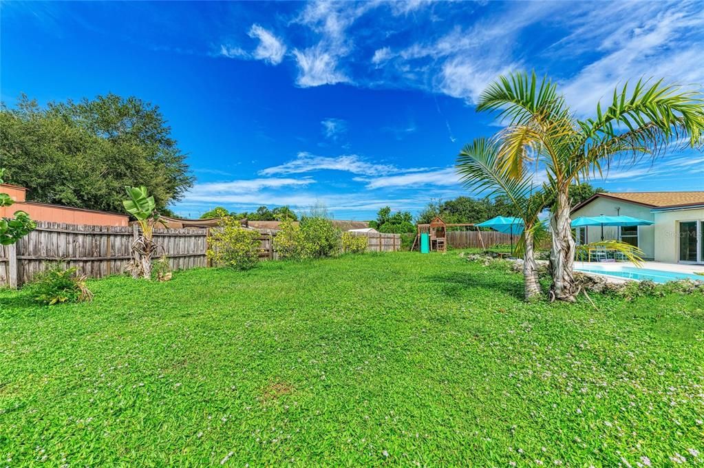 For Sale: $399,900 (3 beds, 2 baths, 2052 Square Feet)