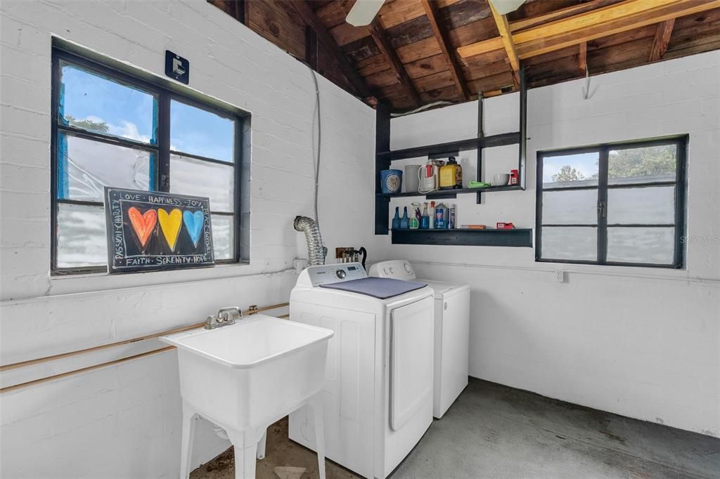 En Venta: $260,000 (2 camas, 1 baños, 1218 Pies cuadrados)