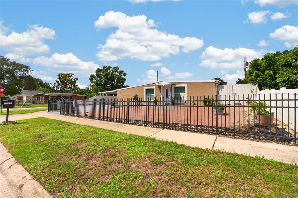 En Venta: $400,000 (4 camas, 3 baños, 2078 Pies cuadrados)