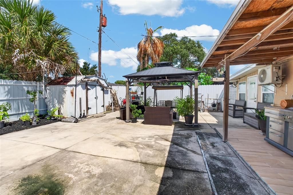 En Venta: $400,000 (4 camas, 3 baños, 2078 Pies cuadrados)