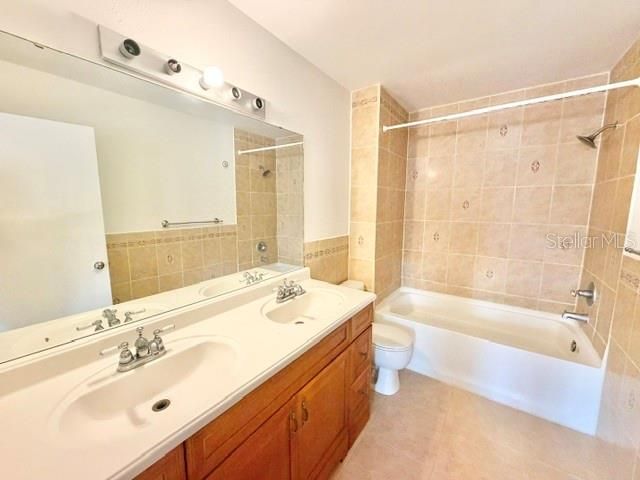 For Rent: $1,995 (3 beds, 2 baths, 1730 Square Feet)