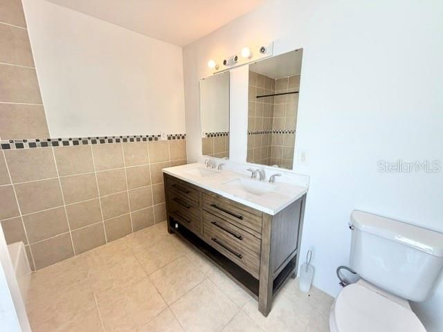 For Rent: $1,995 (3 beds, 2 baths, 1730 Square Feet)