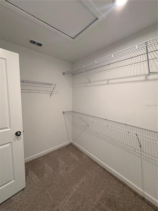 En Renta: $2,700 (4 camas, 2 baños, 1678 Pies cuadrados)