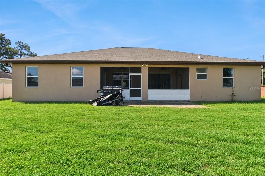 En Venta: $384,000 (4 camas, 3 baños, 2319 Pies cuadrados)