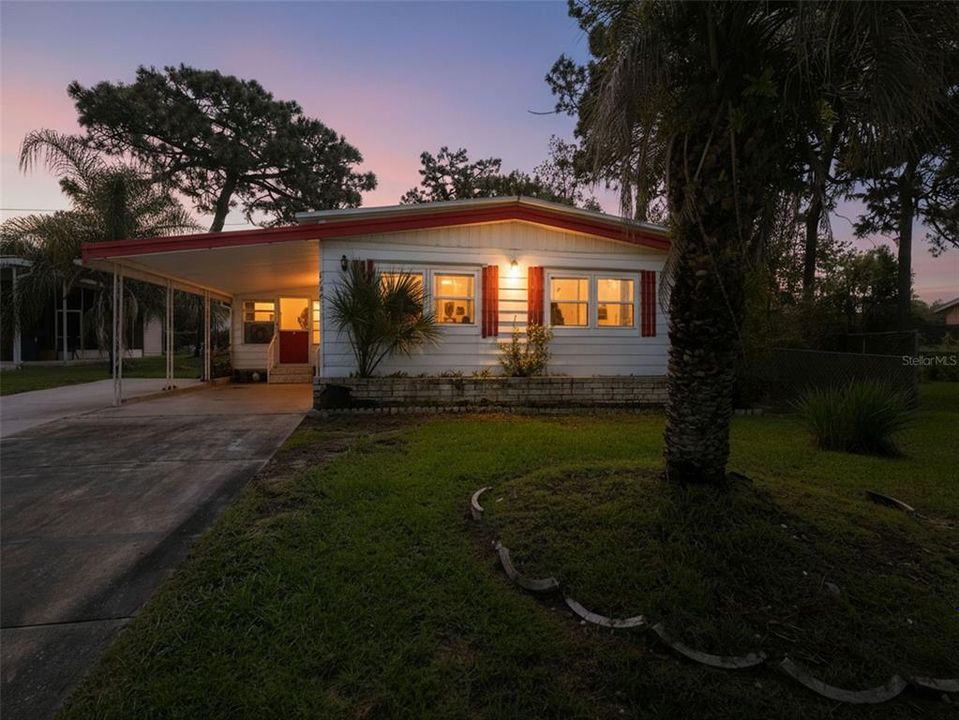For Sale: $164,900 (3 beds, 2 baths, 1440 Square Feet)