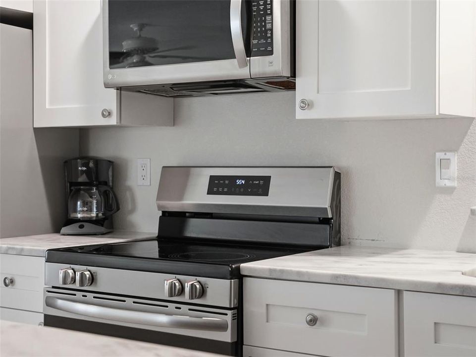 For Sale: $164,900 (3 beds, 2 baths, 1440 Square Feet)