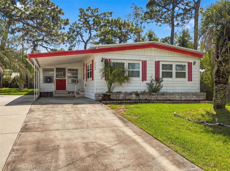 For Sale: $164,900 (3 beds, 2 baths, 1440 Square Feet)