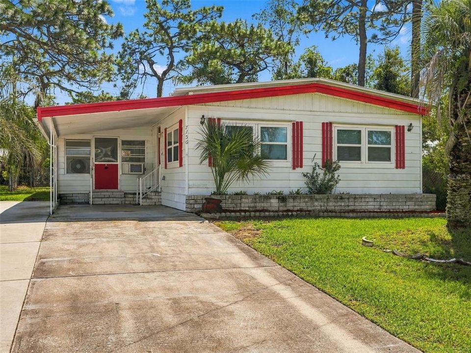 For Sale: $164,900 (3 beds, 2 baths, 1440 Square Feet)