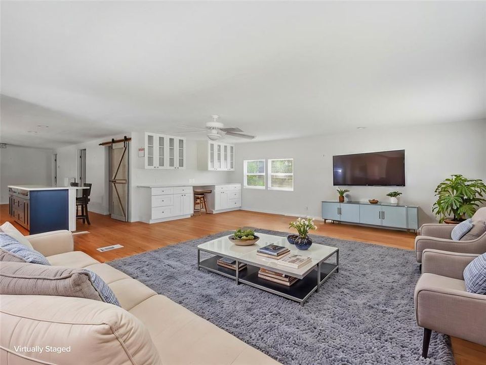 For Sale: $164,900 (3 beds, 2 baths, 1440 Square Feet)
