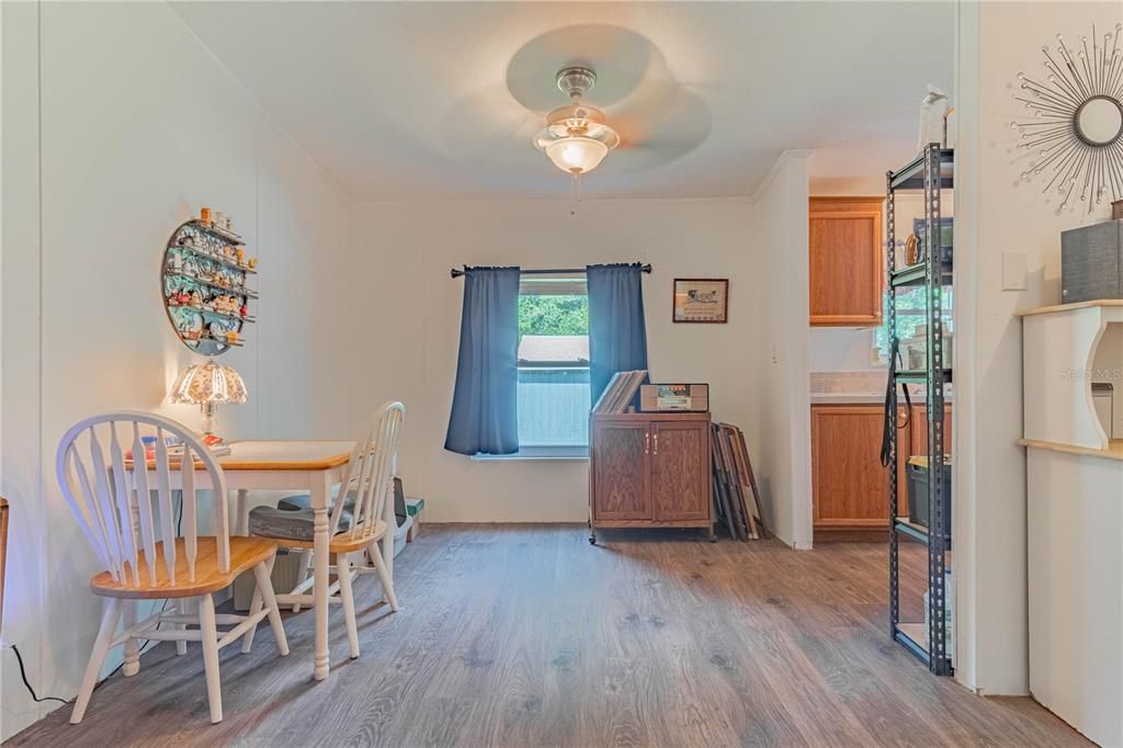 En Venta: $259,900 (3 camas, 2 baños, 2052 Pies cuadrados)