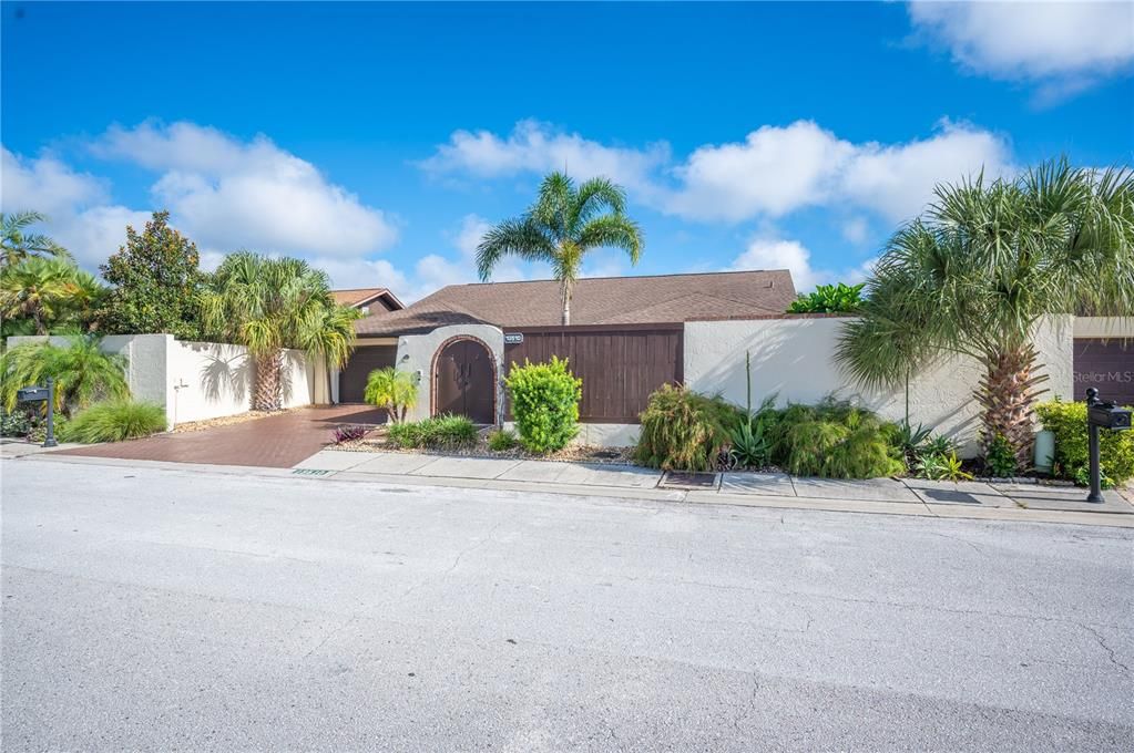 For Sale: $649,990 (4 beds, 2 baths, 2236 Square Feet)