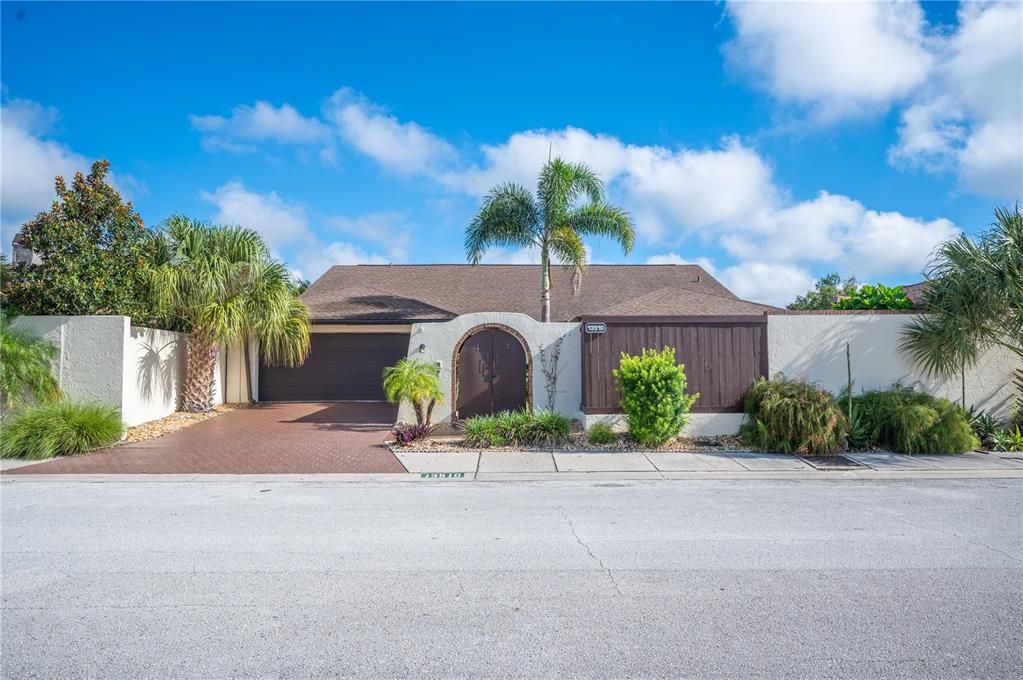 For Sale: $649,990 (4 beds, 2 baths, 2236 Square Feet)