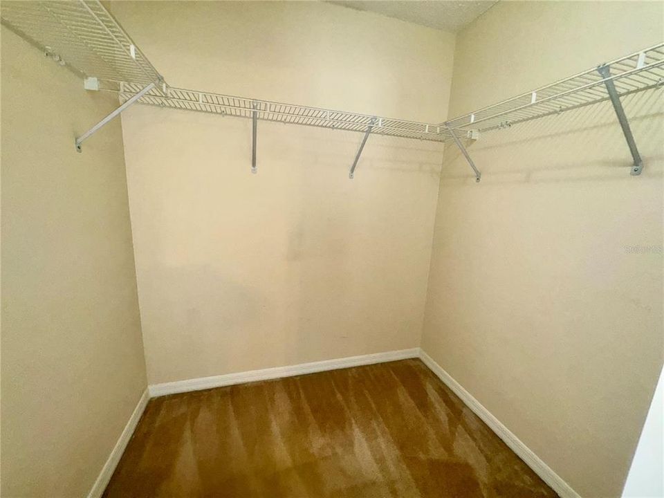 En Renta: $2,350 (3 camas, 2 baños, 1872 Pies cuadrados)