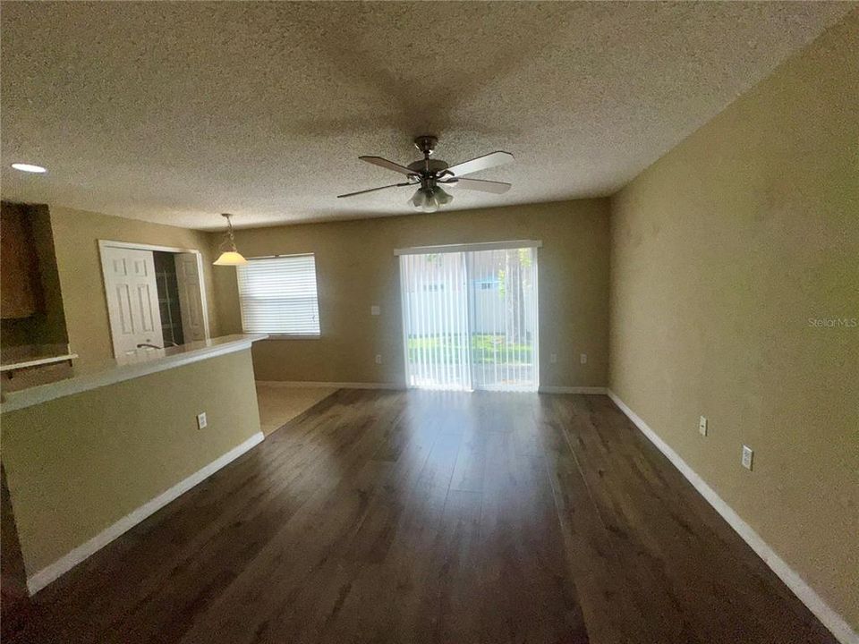 En Renta: $2,350 (3 camas, 2 baños, 1872 Pies cuadrados)